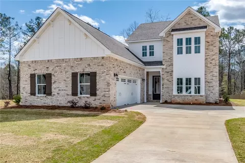 2445 Ridgecrest Dr, Auburn, AL 36830