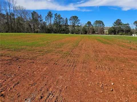 8160 County Road 87, Lanett, AL 36863