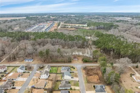 2112 Cunningham Dr, Opelika, AL 36801