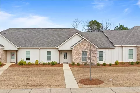 1653 Academy Dr #1605, Auburn, AL 36830