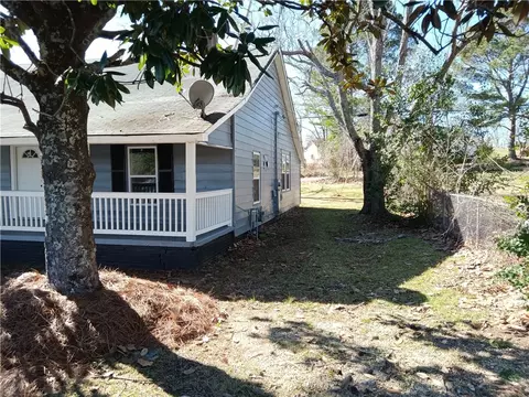 5805 16th Ave, Valley, AL 36854 photo 3