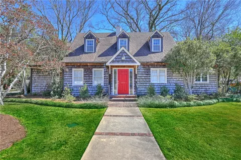 275 Hillcrest Dr, Auburn, AL 36830