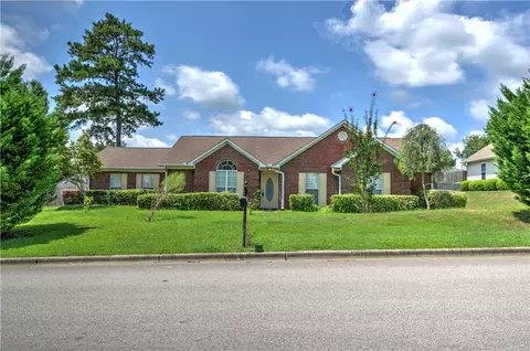 4242 Chestnut Ct, Auburn, AL 36830