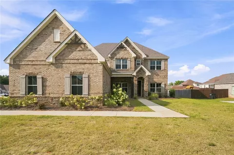 856 Violet Ln, Opelika, AL 36801