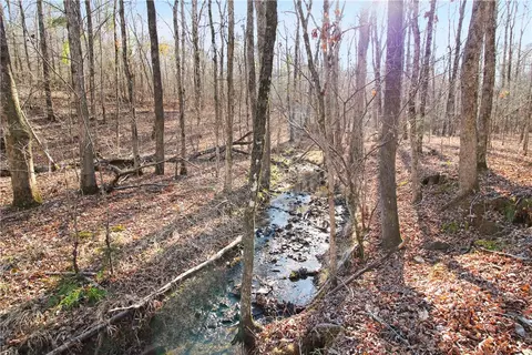 2135 Lee Road 76, Waverly, AL 36879