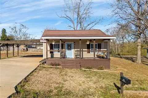 6508 23rd Ave, Valley, AL 36854