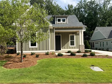 3539 Golden Eagle Ln, Opelika, AL 36801