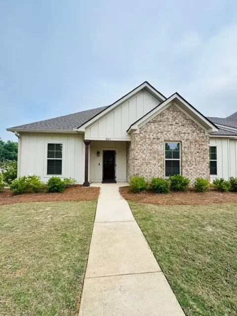 1653 Academy Dr #1601, Auburn, AL 36830