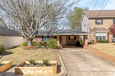 1019 Chinook St, Auburn, AL 36830