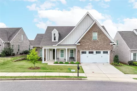 2851 Mill Lakes Rdg, Opelika, AL 36801