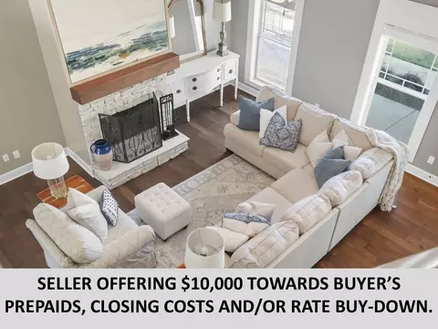 304 Marthas Ct, Opelika, AL 36801