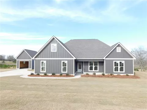 2649 Lee Road 401, Opelika, AL 36804