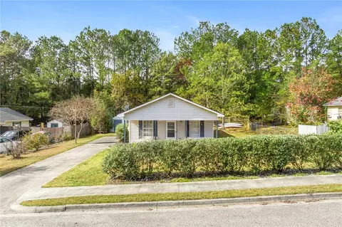 833 Lunsford Dr, Auburn, AL 36832
