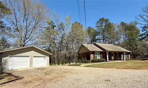 2612 Pear Tree Rd, Auburn, AL 36830