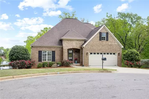 1088 Briar Cliff Ln, Auburn, AL 36830