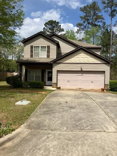 2702 Hughston Ln, Opelika, AL 36801
