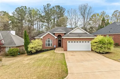 1825 Shadow Bend Ln, Auburn, AL 36830