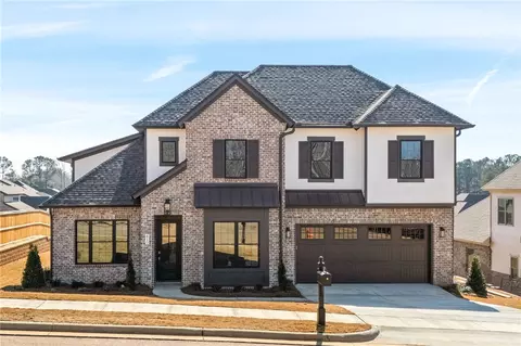 810 Summerlin Cir, Auburn, AL 36830