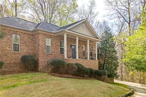 1201 Deer Tract Rd, Opelika, AL 36801
