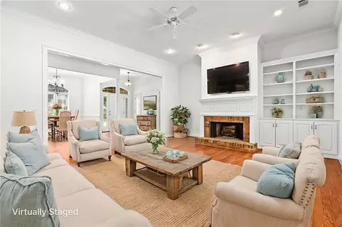 1817 Roanoke Ln, Auburn, AL 36830