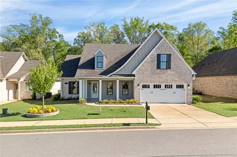 3070 Mill Lakes Rdg, Opelika, AL 36801