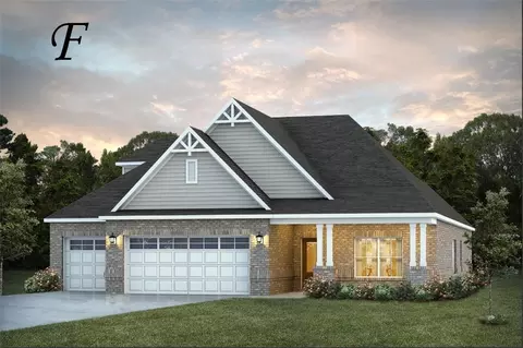 2014 Hidden Lakes Dr, Opelika, AL 36801