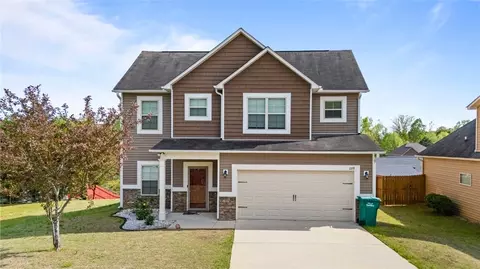 2319 Jewels Way, Opelika, AL 36804