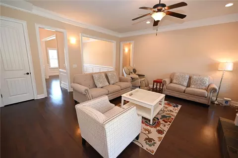 821 Whittington St, Auburn, AL 36832