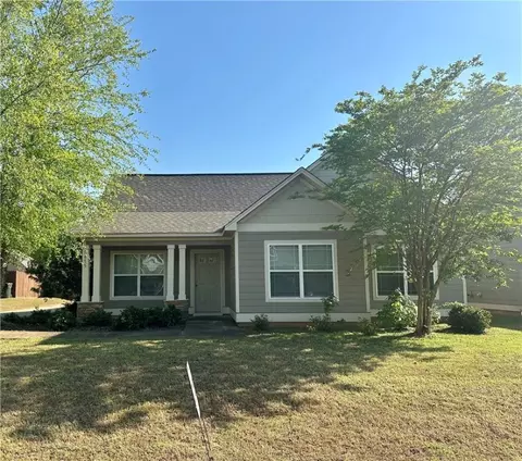 2475 Waterstone Cir, Auburn, AL 36832