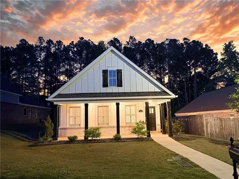 1952 Armistead Ln, Auburn, AL 36830