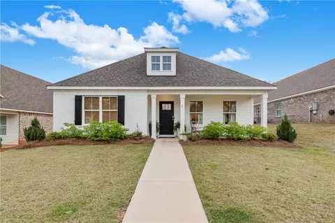 1977 Armistead Ln, Auburn, AL 36830