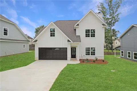 369 Lightness Dr, Auburn, AL 36832