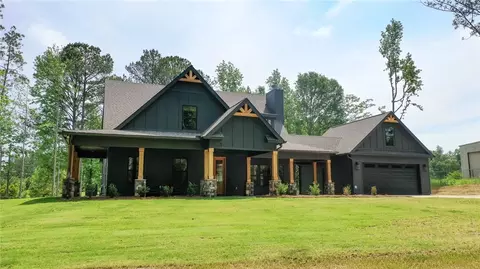 796 Lee Road 281, Salem, AL 36874