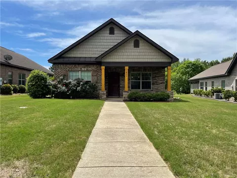 2622 Tuscany Hills Dr, Auburn, AL 36830