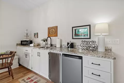 Kitchen - 202 Red Barn Rd, Wedowee, AL 36278 photo 3 of 3