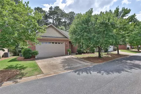 1618 Professional Pkwy, Auburn, AL 36830