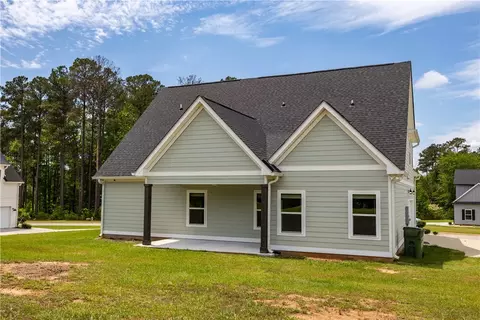 Exterior - 702 Riverside Ests, Lanett, AL 36863 photo 5 of 12