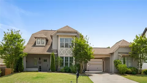1195 Southridge Ct, Auburn, AL 36830