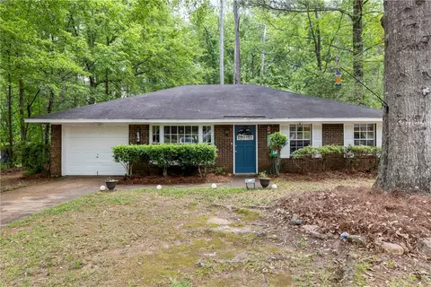 1118 Rustic Ridge Rd, Auburn, AL 36830