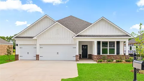 2195 Bluebird Dr, Auburn, AL 36879