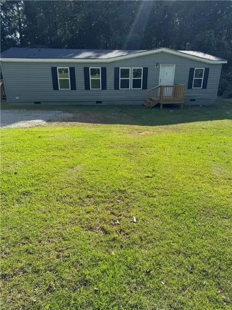 1391 Columbus Rd, Valley, AL 36854