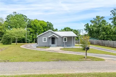 1020 Lovvorn Dr, La Fayette, AL 36862