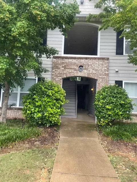 1385 S Donahue Dr #6201, Auburn, AL 36832