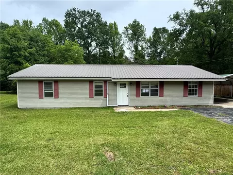 1140 Elk Dr, Alexander City, AL 35010