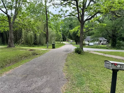 202 E Railroad St, Valley, AL 36854 photo 2