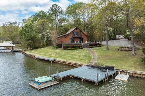 266 Pier Point Dr, Jacksons Gap, AL 36861