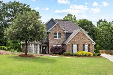 4164 Trotters Ct, Auburn, AL 36832
