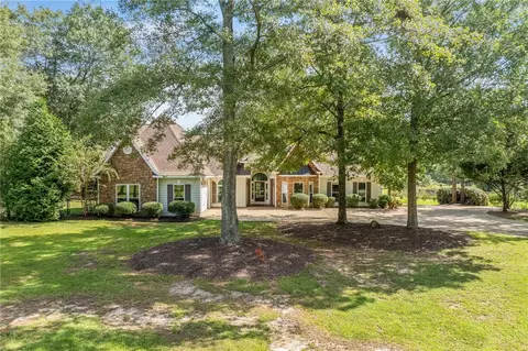 5050 Heath Rd, Auburn, AL 36830