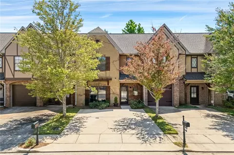 1997 Stephanie Ct, Auburn, AL 36830