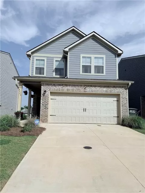 2725 Stokes Dr, Opelika, AL 36804